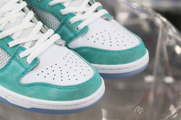 April Skateboards x Nike SB Dunk Low(Flash Sale Size9.5)