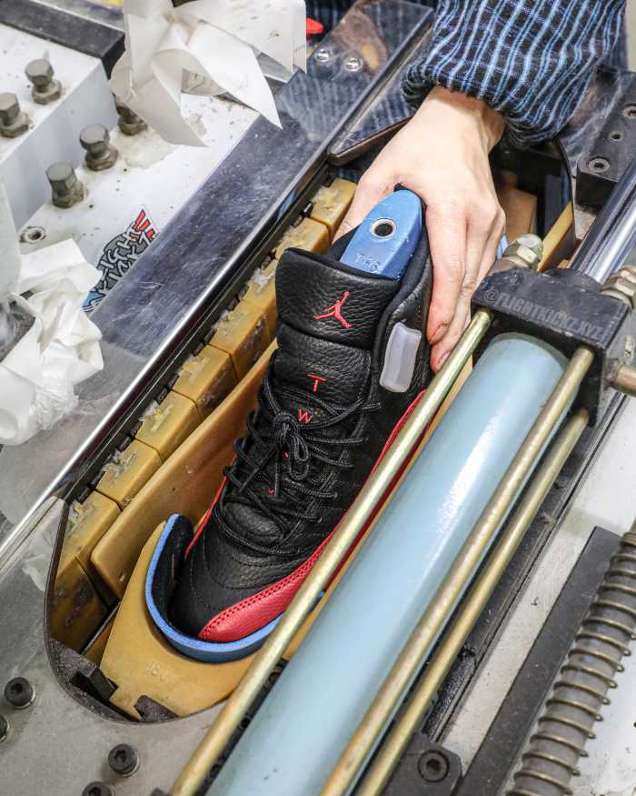 Air Jordan 12 Retro Flu Game 2025 （A1）