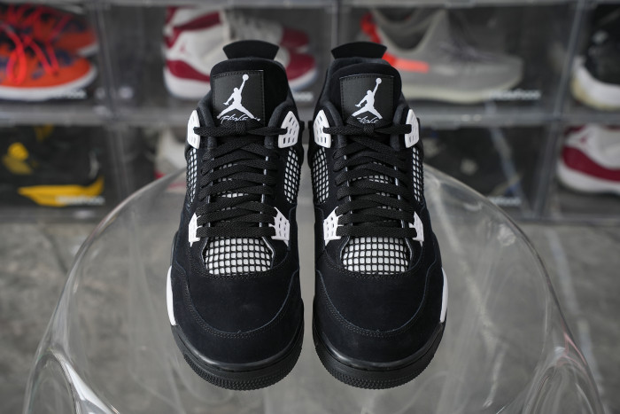 Air Jordan 4 “White Thunder”  2024 （A1）