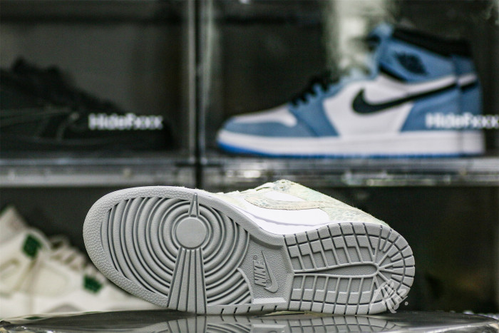 Nike Dunk Low Steam Puppet  GNY 2024