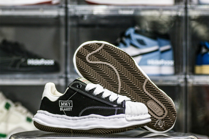 MaisOn Margiel@ Yasuhir0 Blakey low-top sneakers