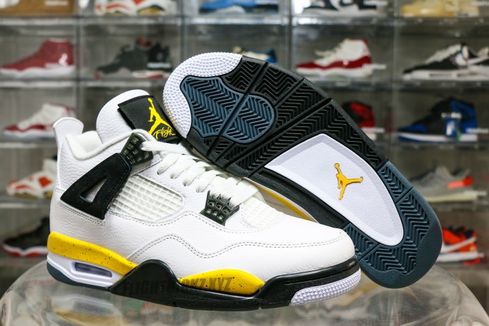 Jordan 4 Retro Tour Yellow / Rare Air 2026