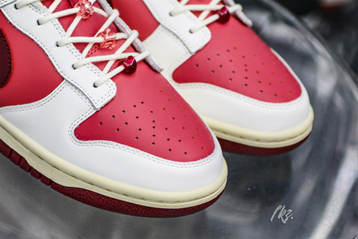 Nike Dunk Low Valentine's Day 2024 Alternate (Women's)