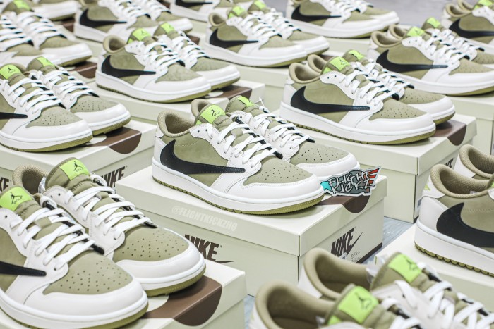 Travis Scott x Air Jordan 1 Low Golf Neutral Olive GS（A1）
