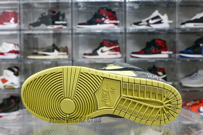 Nike SB Dunk Low Supreme 94 Hulk