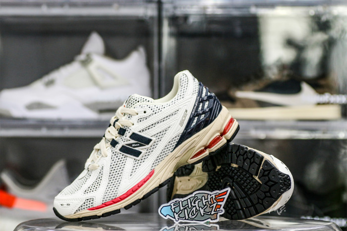 New Balance 1906R Sea Salt Eclipse True Red