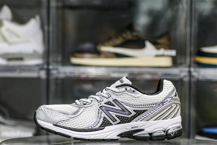 New Balance Get 860v2 White Black Silver