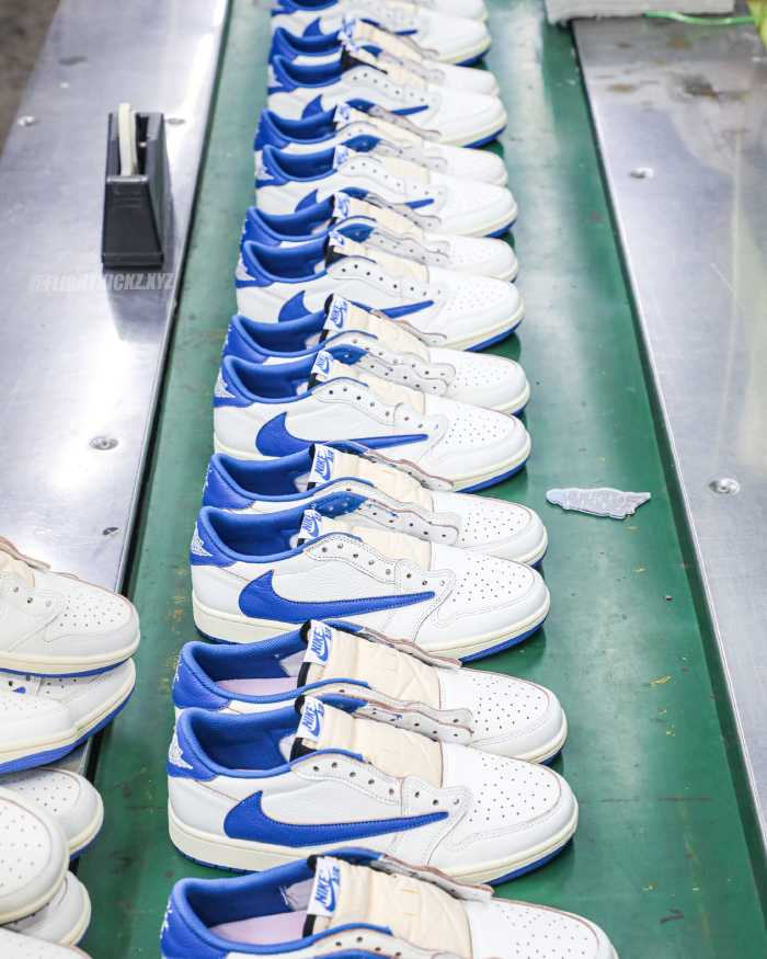 US Warehouse: Travis Scott x Fragment x Air Jordan 1 Low OG ( A1)