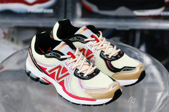 New Balance 860v2 Aime Leon Dore Red