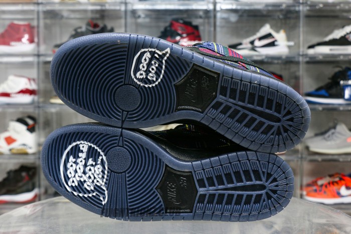 Nardwuar x Nike SB Dunk Low “Tartan”