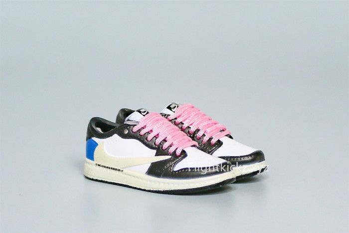 Mini Sneaker Fragment x Air Jordan 1 Low Pink Laces 3D keychain