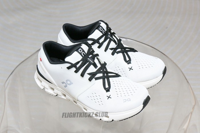 On Running Cloud X 4Ivory Black