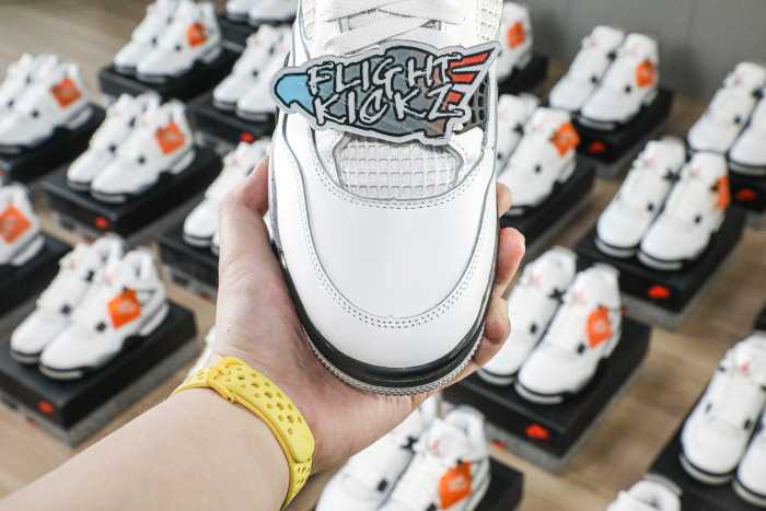 Air Jordan 4 Retro OG 'White Cement' 2025（A1）