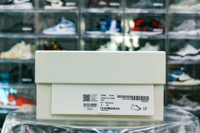 Alexande* McQuee* Oversized Sneaker White Gray 3M