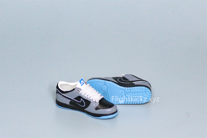 Mini Sneaker Premier x Nike SB Dunk Low Premium 'Petoskey' 3D keychain