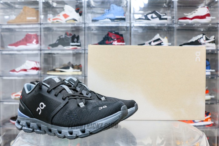 On Running Cloud X 4 Black Chambray