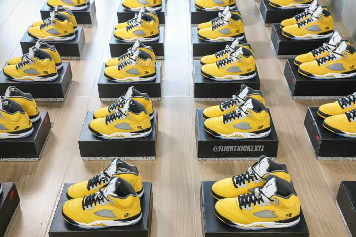 US Warehouse: Air Jordan 5 Tokyo 2025 ( A1)
