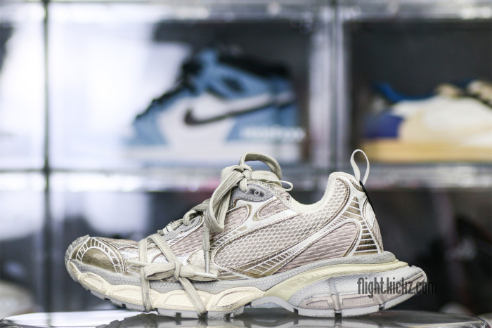 Balenciag*  3XL Sneaker 'Worn‑Out ‑ Light Beige' 