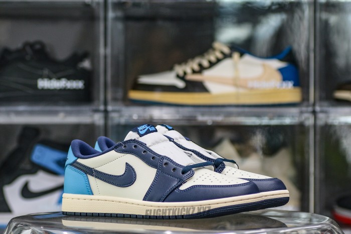Air Jordan 1 Low OG “Obsidian”  UNC 2025