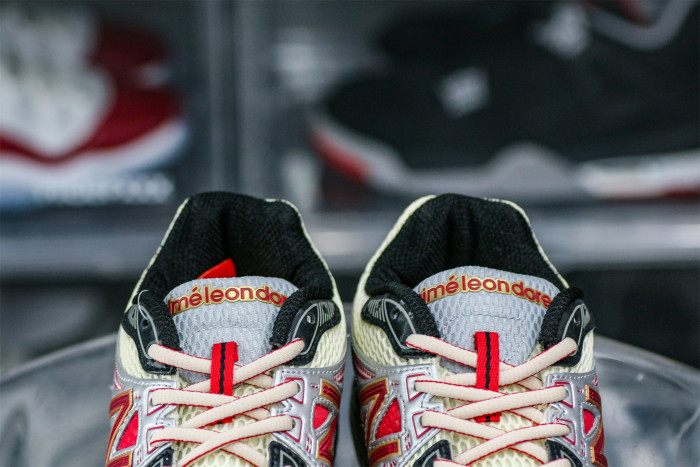 New Balance 860v2 Aime Leon Dore Red