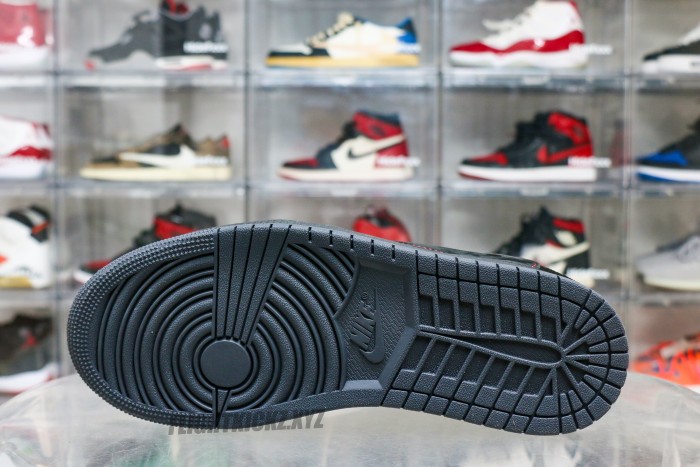 Travis Scott x Air Jordan 1 Low Black Phantom Concept