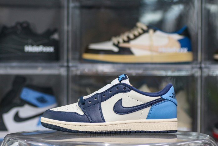 Air Jordan 1 Low OG “Obsidian”  UNC 2025