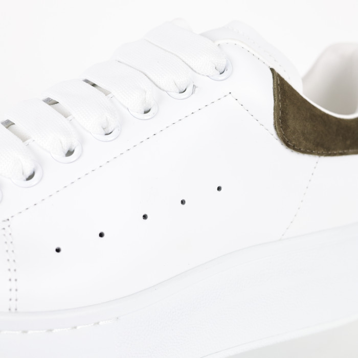 Alexande* McQuee* Oversized White Khaki