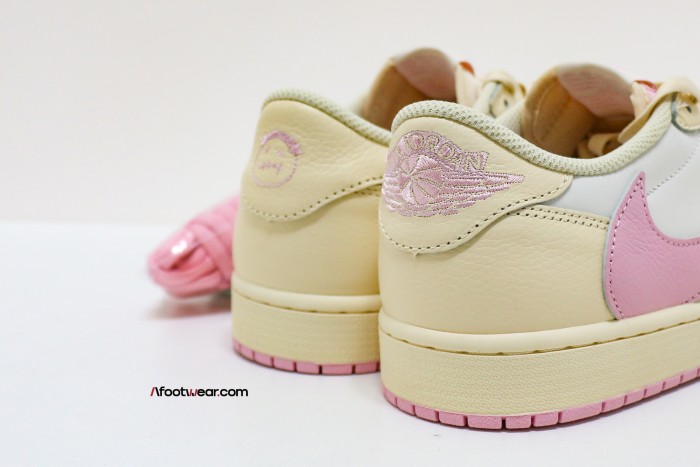 Travis Scott x Air Jordan 1 Low OG “Pink Pack”  Muslin Pink 2026 （A1）