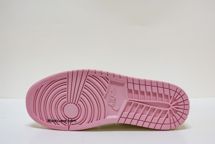 Travis Scott x Air Jordan 1 Low OG “Pink Pack”  Muslin Pink 2026 （A1）