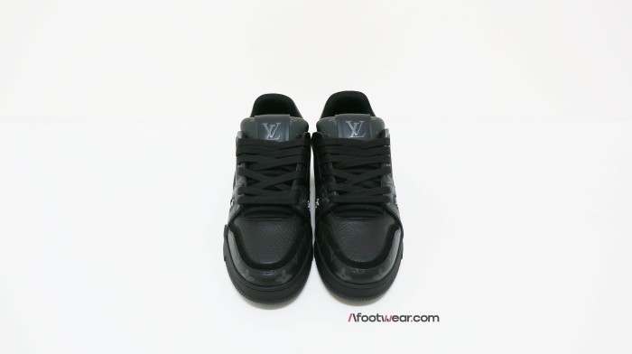 Louis Vuitton Calfskin Monogram Eclipse Mens LV Trainer Sneakers 8 Black