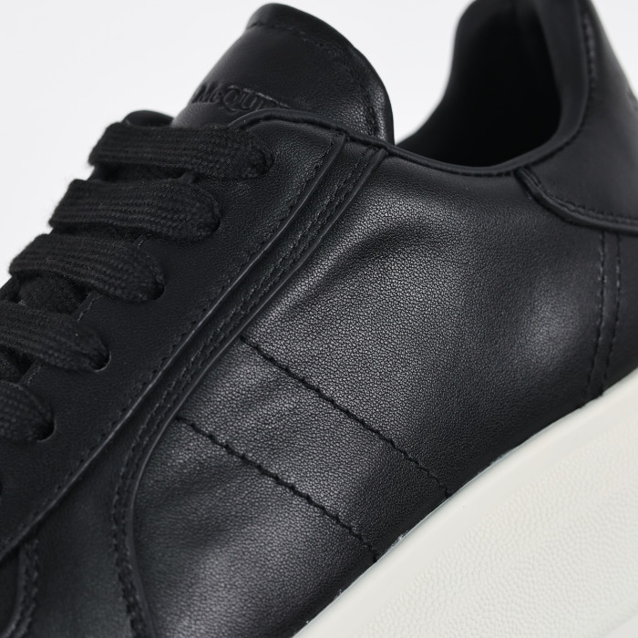 Alexande* McQuee* Oversized Retro Black White