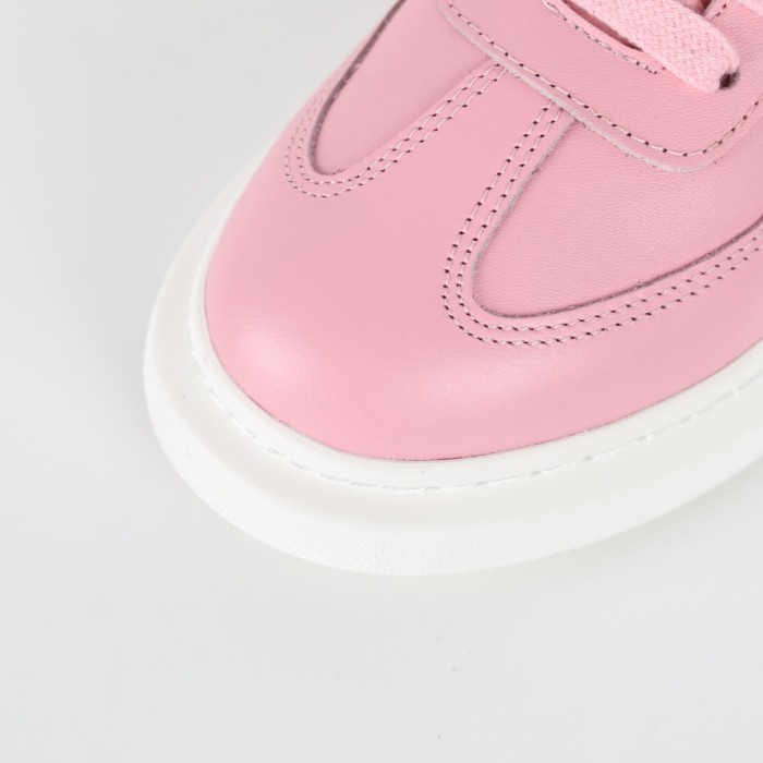 Alexande* McQuee* Oversized Retro Sneaker
