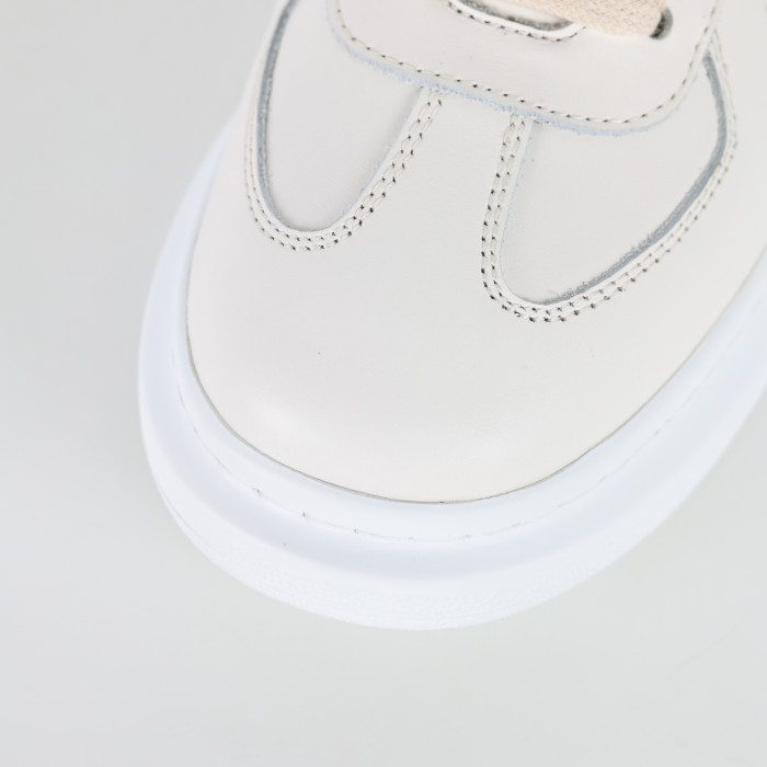 Alexande* McQuee* Oversized Retro White