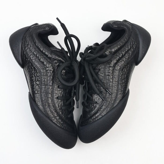 Alexande* McQuee* Wmns Flexion Sneaker Black