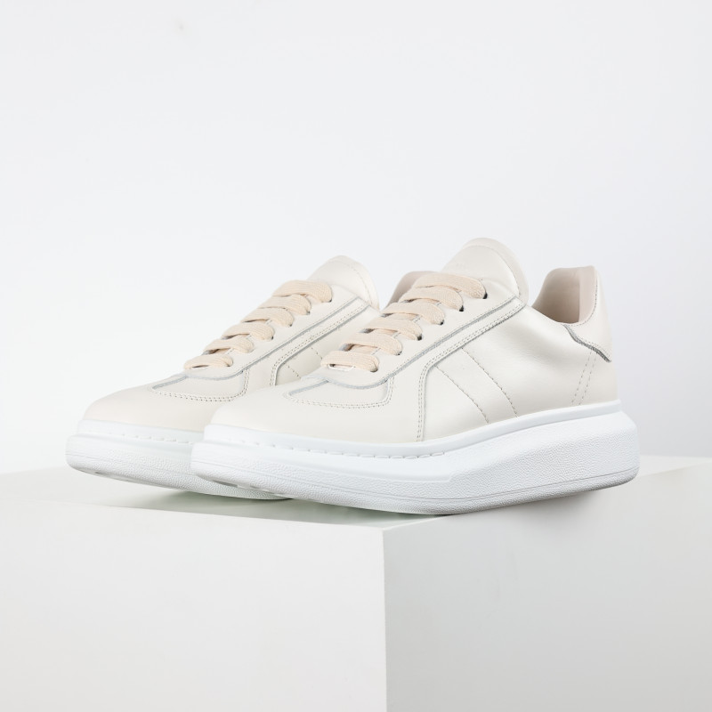 Alexande* McQuee* Oversized Retro White