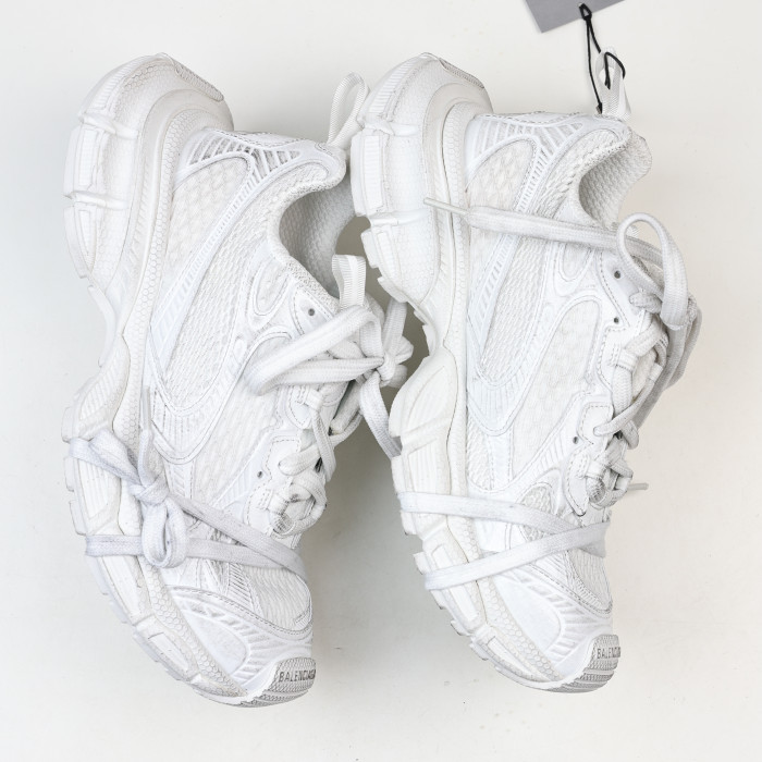 Balenciaga 3XL Blanc Détresse Homme