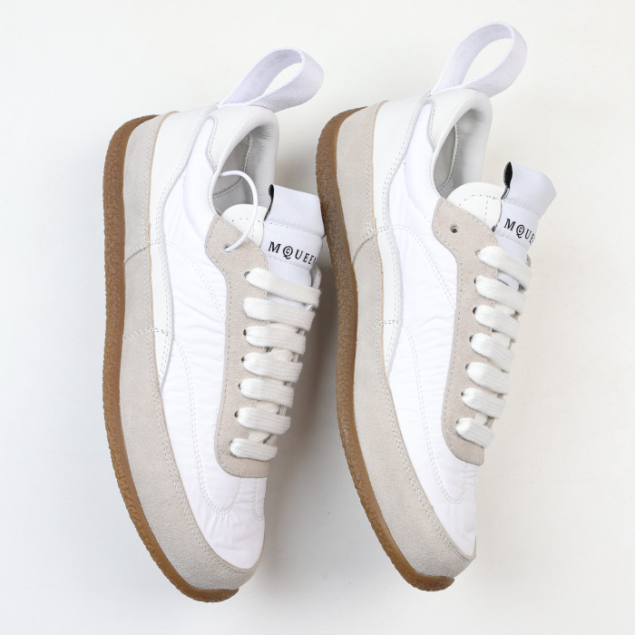 Alexande* McQuee* EC1 sneakers White