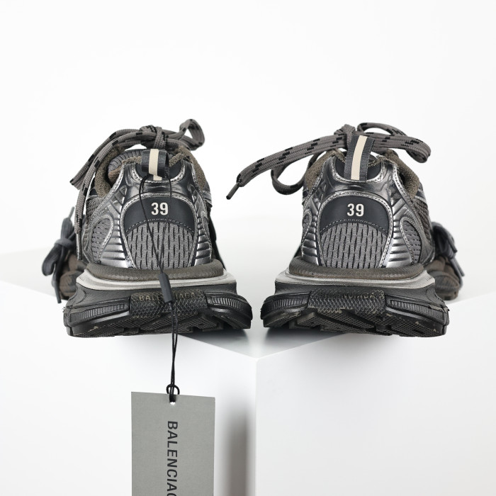 Balenciaga Worn-Out 3XL Sneakers in Barcelona