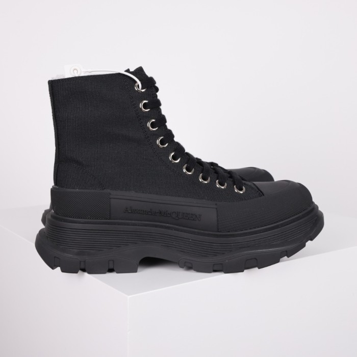 Alexande* McQuee* Wmns Tread Slick Boot 'Black'