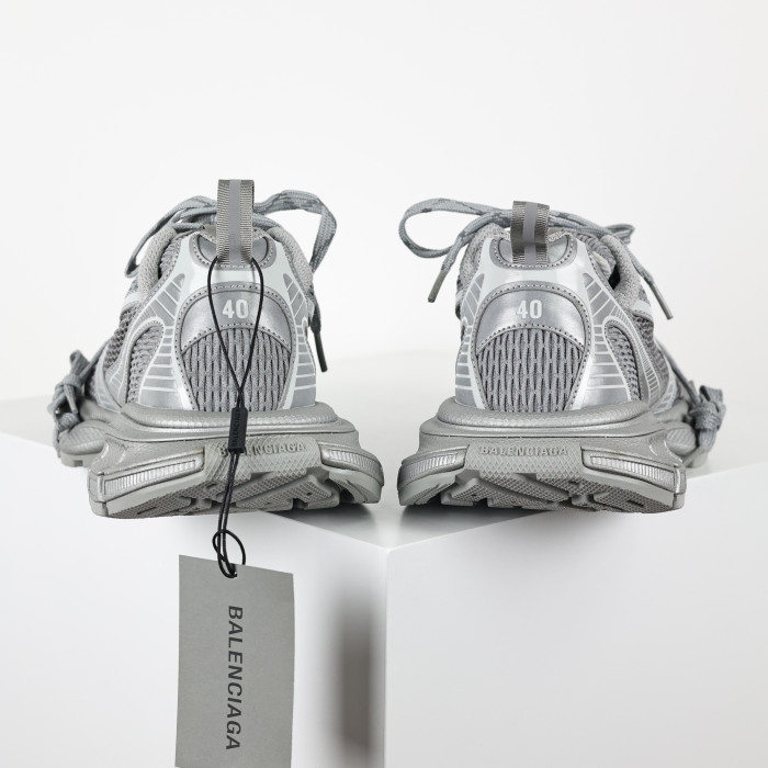 Balenciaga 3XL Sneakers Grijs-Zilver collectie