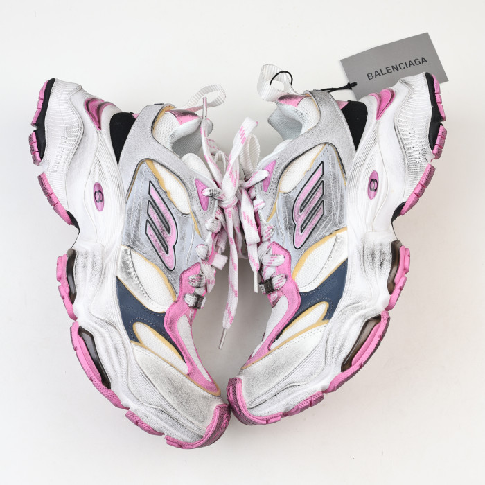 Balenciaga Wmns Cargo Sneaker in Grey Pink