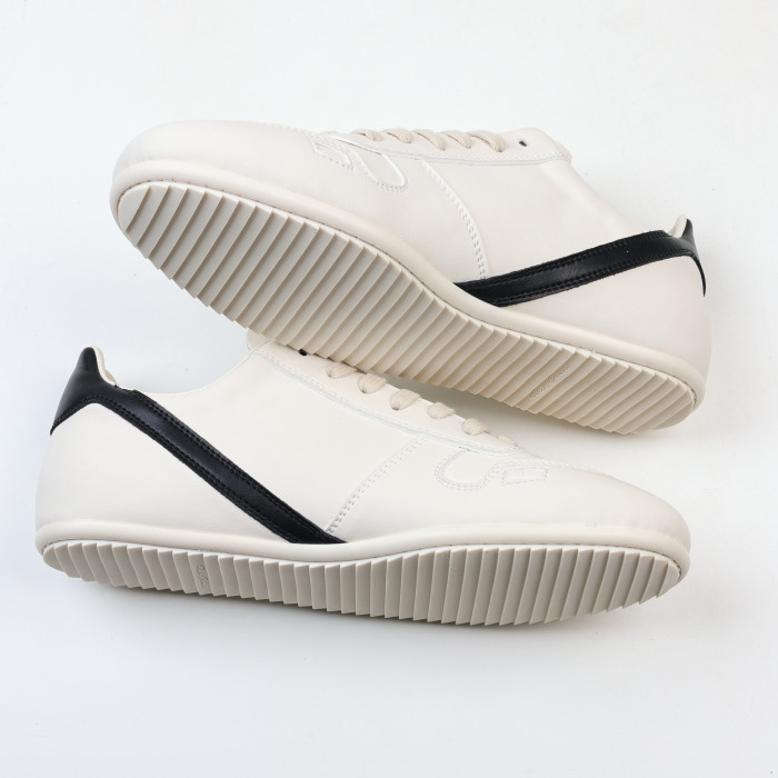 R!ck Owens Concordians Minimal Sneaker Milk Black