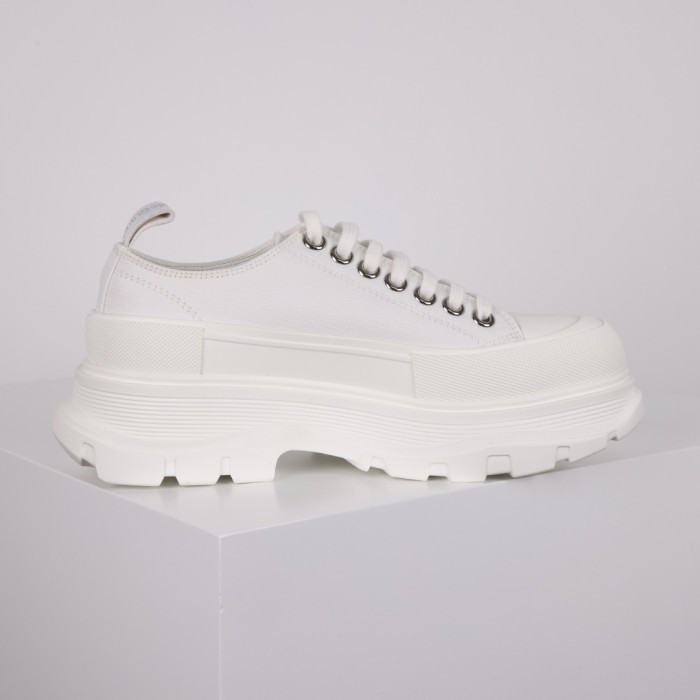 Alexande* McQuee* Wmns Tread Slick Low 'White'
