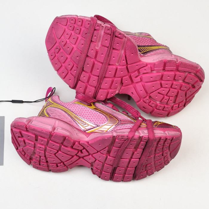 Balenciaga 3XL Sneakers in Pink