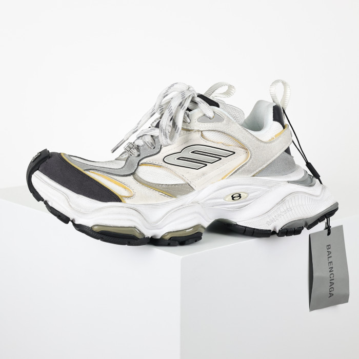 Balenciaga Cargo Sneakers in white and grey