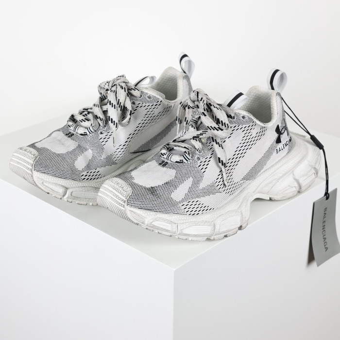 Balenciaga x Under Armor 3XL White