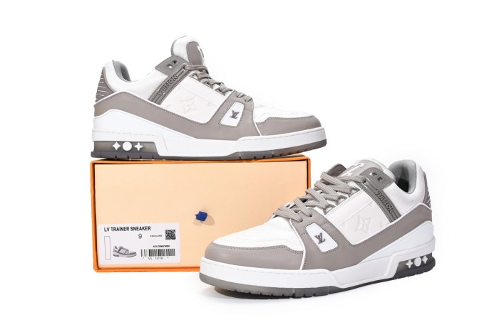 Lou1s Vuitt0n Trainer Grey White