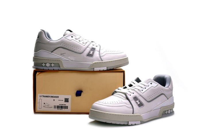 Louis Vuitton Trainer White Litchi Pattern