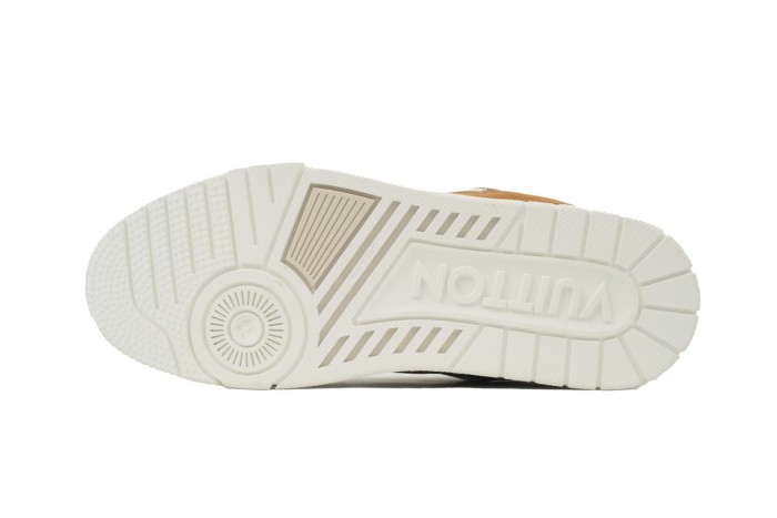 Lou1s Vuitt0n Trainer Brown Skin With White Background