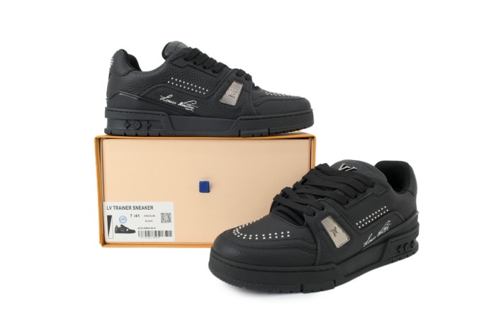 Lou1s Vuitt0n Trainer Sneaker(NFC Chip Edition)Black Calf Leather